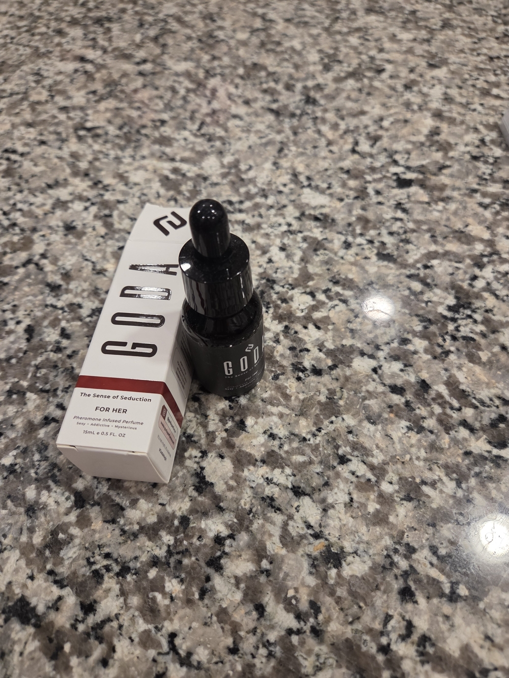 GODA The Sense of Seduction Perfume Oil for Her - Black & White